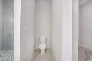 121 NE 8th Terrace, Cape Coral, FL 33909 - Photo 11