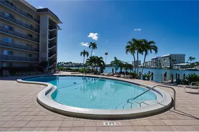 222 Harbour Dr #105, Naples, FL 34103 - Photo 19