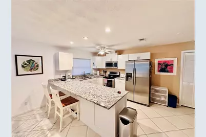 671 94th Ave N, Naples, FL 34108 - Photo 5