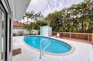 671 94th Ave N, Naples, FL 34108 - Photo 15