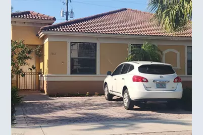 7512 Bristol Cir, Naples, FL 34120 - Photo 1