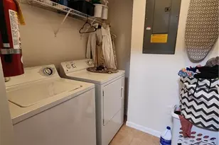 7512 Bristol Cir, Naples, FL 34120 - Photo 15