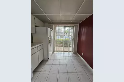 4140 Looking Glass Ln #5, Naples, FL 34112 - Photo 11