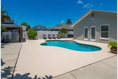 760 100th Ave N, Naples, FL 34108 - Photo 3