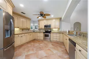 562 Cormorant Cove, Naples, FL 34113 - Photo 7