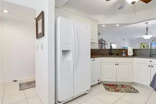 360 Horse Creek Dr, Naples, FL 34110 - Photo 9