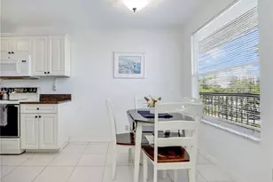 360 Horse Creek Dr, Naples, FL 34110 - Photo 5