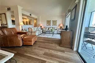 555 Park Shore Dr, Naples, FL 34103 - Photo 17