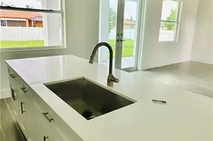 412 SW 28th Ave, Cape Coral, FL 33991 - Photo 11