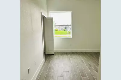 424 SW 28th Ave, Cape Coral, FL 33991 - Photo 15