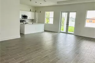 336 SW 31st Pl, Cape Coral, FL 33991 - Photo 5