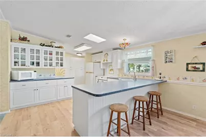 278 Riverwood Rd, Naples, FL 34114 - Photo 7