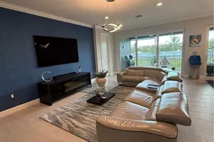 2543 Seychelles Dr, Naples, FL 34112 - Photo 5