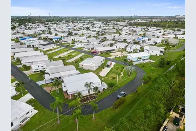 357 Mattie Ave, Fort Myers, FL 33908 - Photo 3