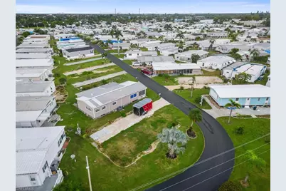 357 Mattie Ave, Fort Myers, FL 33908 - Photo 7