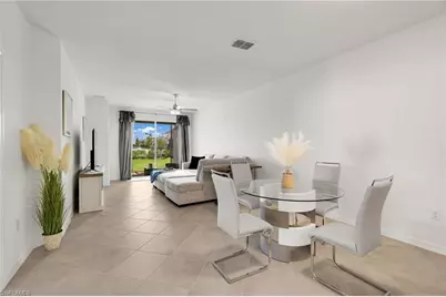 2052 Vermont Ln, Naples, FL 34120 - Photo 11