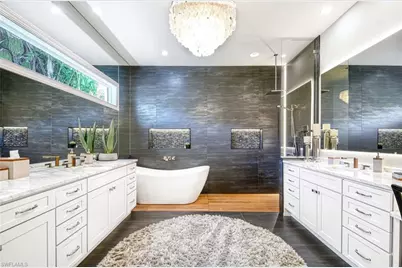 565 Fairway Ter, Naples, FL 34103 - Photo 15