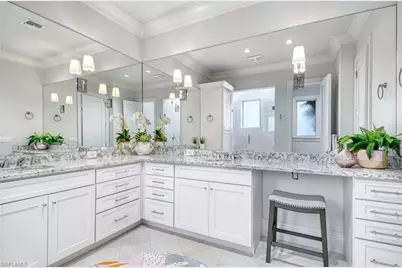 565 Fairway Ter, Naples, FL 34103 - Photo 25