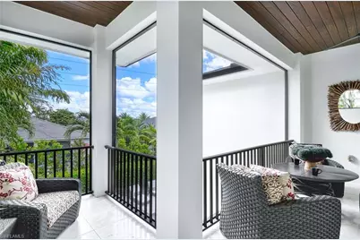 565 Fairway Ter, Naples, FL 34103 - Photo 29