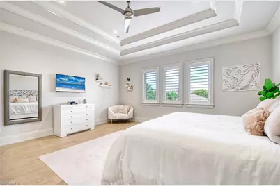 565 Fairway Ter, Naples, FL 34103 - Photo 23