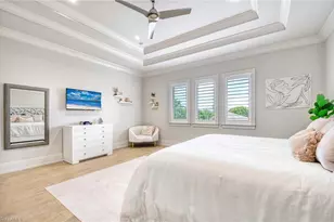 565 Fairway Terrace, Naples, FL 34103 - Photo 23