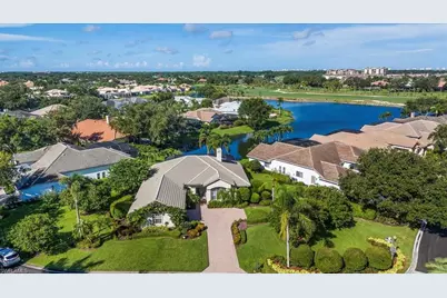 537 Wedgewood Way, Naples, FL 34119 - Photo 3