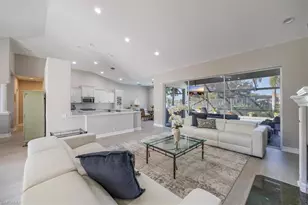 537 Wedgewood Way, Naples, FL 34119 - Photo 5