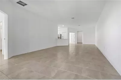 19596 Hinkley Dr, Estero, FL 33928 - Photo 7