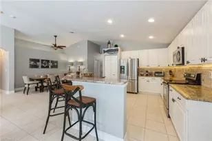 2438 Butterfly Palm Dr, Naples, FL 34119 - Photo 7