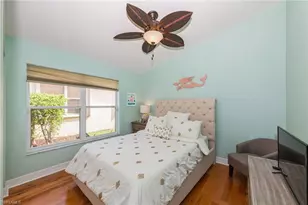 2438 Butterfly Palm Dr, Naples, FL 34119 - Photo 11