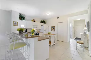 10049 Heather Ln, Naples, FL 34119 - Photo 7