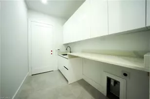 522 17th St SW, Naples, FL 34117 - Photo 13