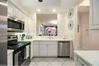 410 Bayfront Pl #2502, Naples, FL 34102 - Photo 3