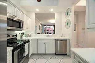 410 Bayfront Pl, Naples, FL 34102 - Photo 3