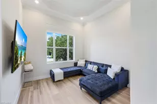 155 Heron Ave, Naples, FL 34108 - Photo 21