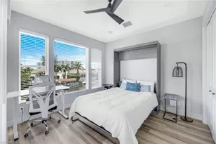 155 Heron Ave, Naples, FL 34108 - Photo 17