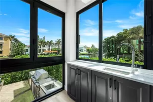 155 Heron Ave, Naples, FL 34108 - Photo 11