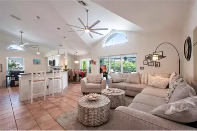 229 Countryside Dr, Naples, FL 34104 - Photo 7