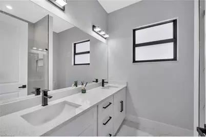 4276 72nd Ave NE, Naples, FL 34120 - Photo 5