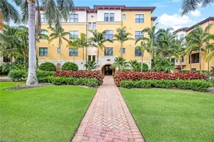 2751 Tiburon Blvd E, Naples, FL 34109 - Photo 25