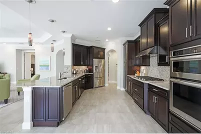 2751 Tiburon Blvd E #201, Naples, FL 34109 - Photo 7