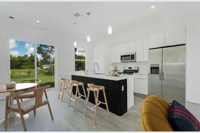 722 Castlestone Ave S, Lehigh Acres, FL 33974 - Photo 9