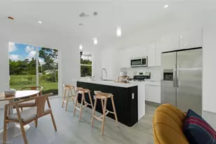 722 Castlestone Ave S, Lehigh Acres, FL 33974 - Photo 9