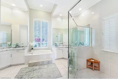 11234 Five Oaks Ln, Naples, FL 34120 - Photo 15