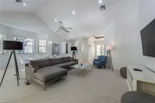 860 7th St S, Naples, FL 34102 - Photo 3