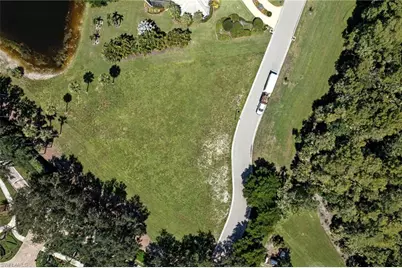 11242 Five Oaks Ln, Naples, FL 34120 - Photo 5