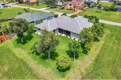 126 SW 39th Pl, Cape Coral, FL 33991 - Photo 47