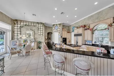 2339 Alexander Palm Dr, Naples, FL 34105 - Photo 9