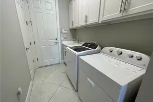 7627 Jacaranda Ln, Naples, FL 34114 - Photo 37