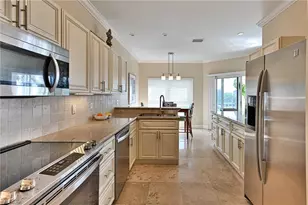 175 Barefoot Cir, Bonita Springs, FL 34134 - Photo 15